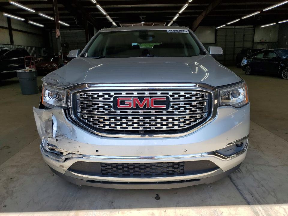 Фото 5 с аукциона – 2017 GMC ACADIA с VIN 1GKKNXLS3HZ244768