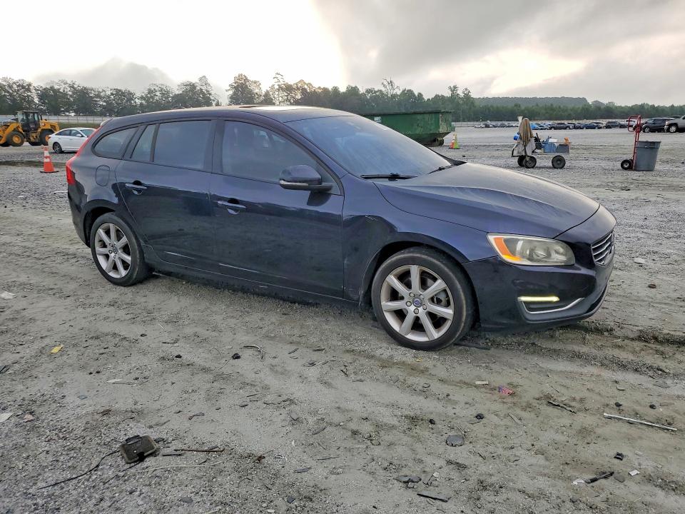 Photo 4 from auction – 2017 VOLVO V60 with VIN YV140MEJ3H1345422
