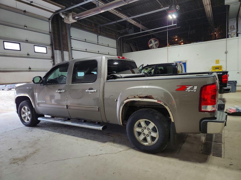 Photo 2 from auction – 2013 GMC SIERRA with VIN 3GTP2VE71DG343865