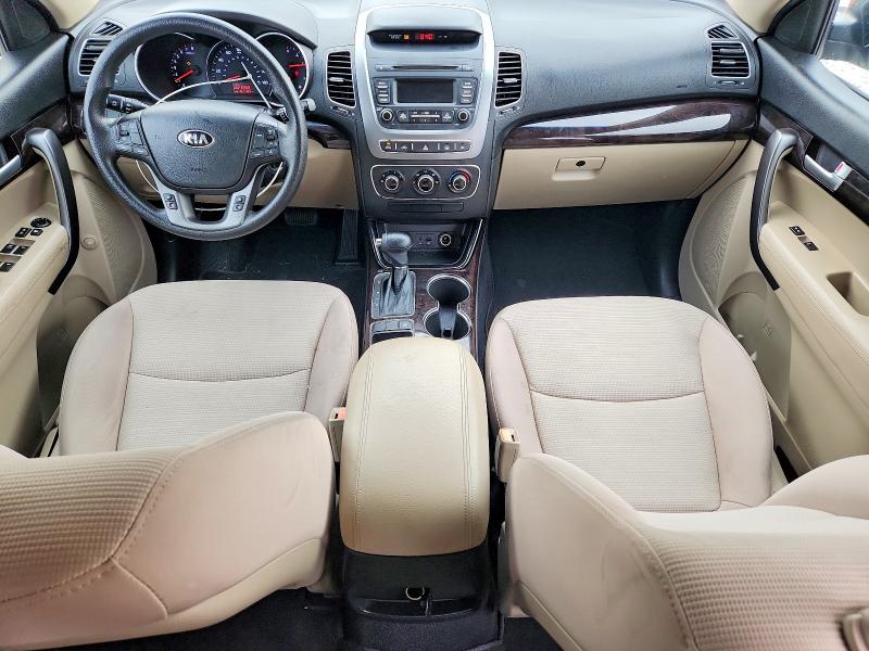 Photo 8 from auction – 2014 KIA SORENTO with VIN 5XYKT3A68EG524471