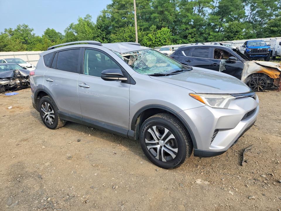 Photo 4 from auction – 2017 TOYOTA RAV4 with VIN 2T3BFREV4HW638842