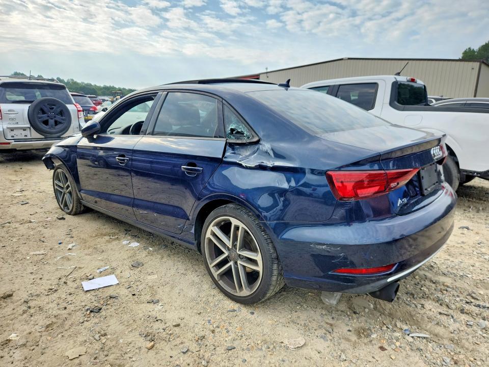 Фото 2 с аукциона – 2017 AUDI A3 с VIN WAUB8GFF4H1060971