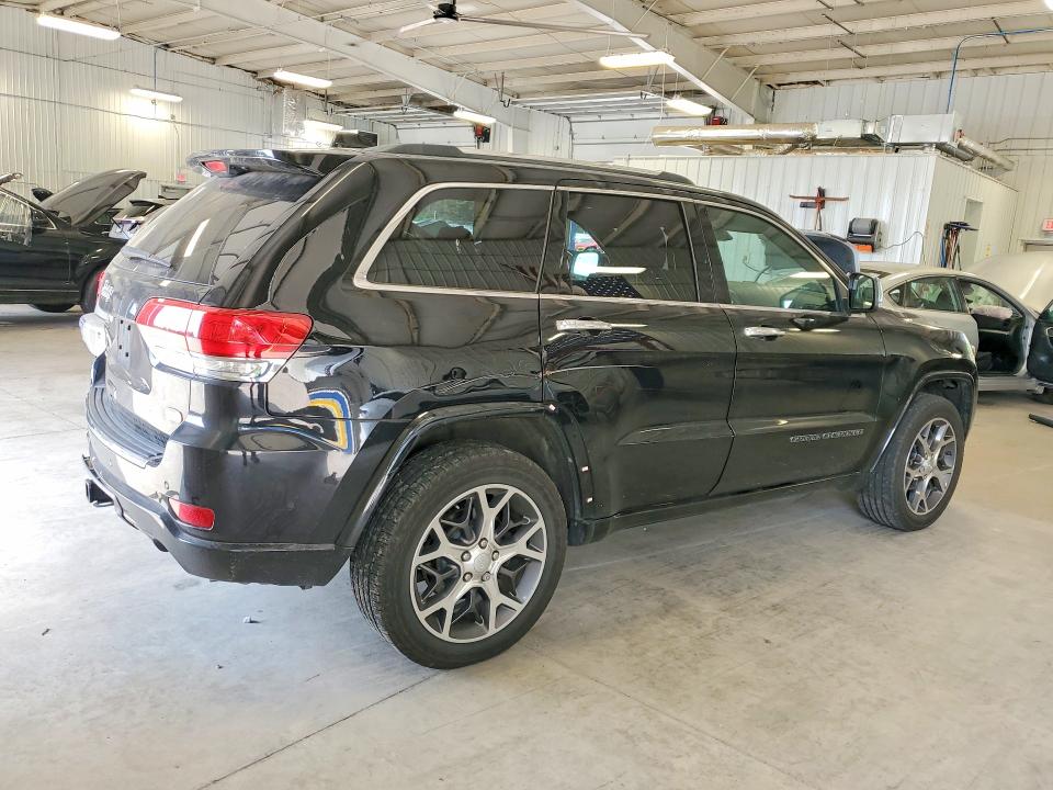 Снимка 3 от търг – 2019 JEEP GRAND CHEROKEE с VIN 1C4RJFCG0KC666485