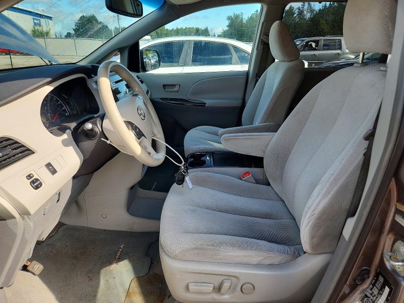 Photo 7 from auction – 2011 TOYOTA SIENNA with VIN 5TDKK3DC0BS007099