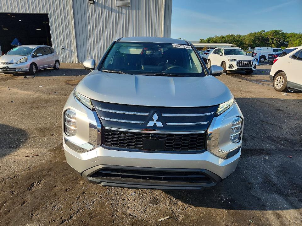 Photo 5 from auction – 2025 MITSUBISHI OUTLANDER with VIN JA4J3UA87SZ026370
