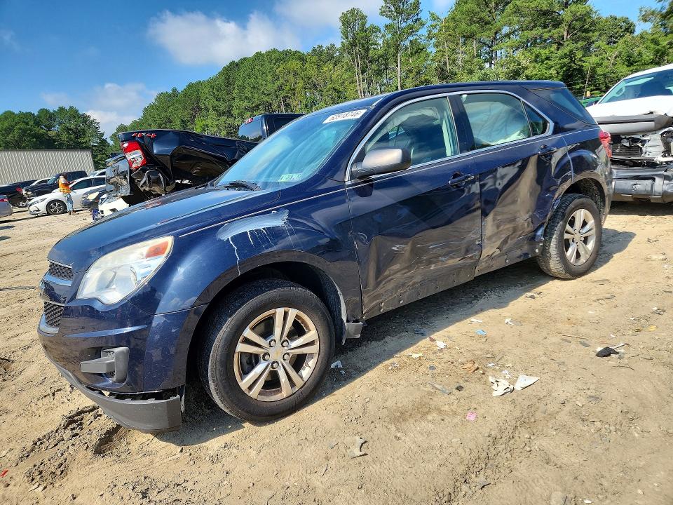 CHEVROLET EQUINOX 2015 with VIN 2GNALAEK5F6157560 - Photo from auction