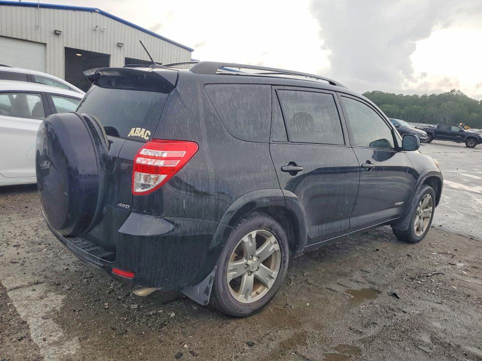 Photo 3 from auction – 2010 TOYOTA RAV4 with VIN JTMRF4DV1AD034266
