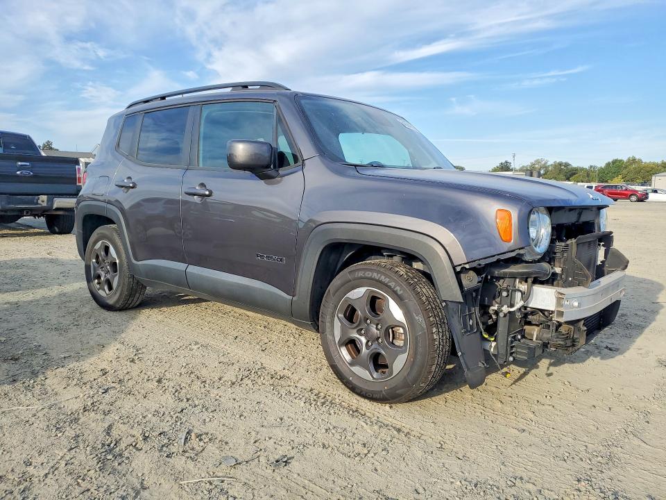 Photo 4 from auction – 2018 JEEP RENEGADE with VIN ZACCJABH7JPJ08014
