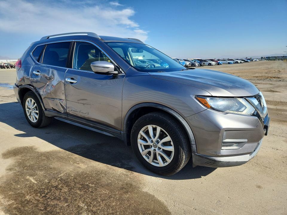 Photo 4 from auction – 2018 NISSAN ROGUE with VIN KNMAT2MT4JP606681