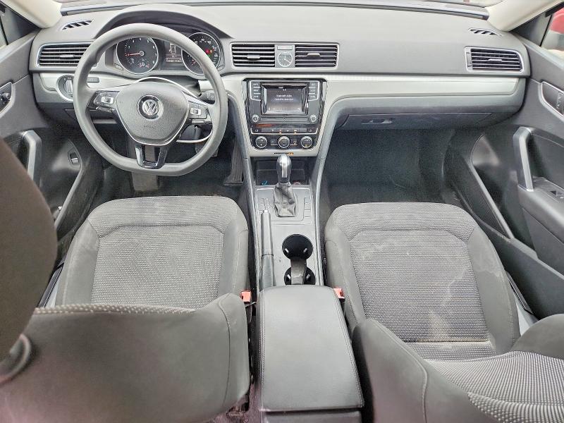 Photo 8 from auction – 2016 VOLKSWAGEN PASSAT with VIN 1VWAT7A38GC030091