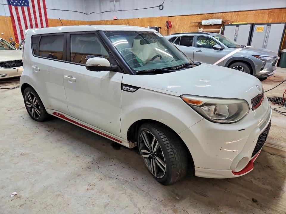 Photo 4 from auction – 2014 KIA SOUL with VIN KNDJP3A56E7027276