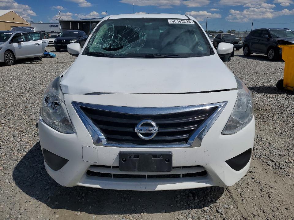 Снимка 5 от търг – 2018 NISSAN VERSA с VIN 3N1CN7AP9JL809720