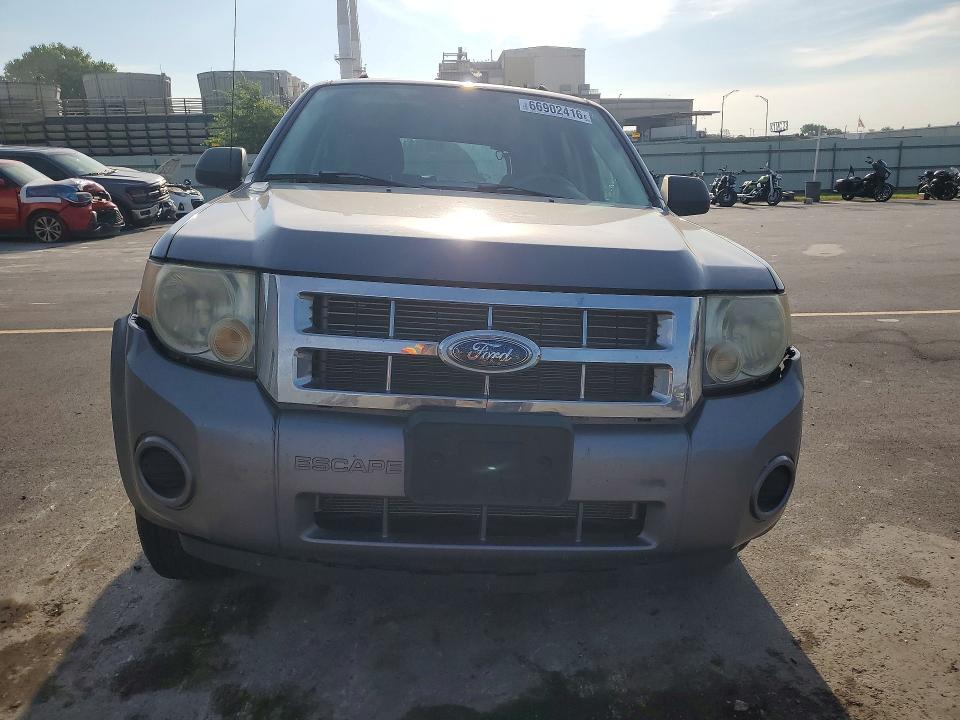 Photo 5 from auction – 2008 FORD ESCAPE with VIN 1FMCU02Z68KB14478