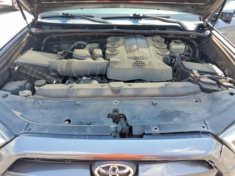 Photo 12 from auction – 2015 TOYOTA 4RUNNER with VIN JTEZU5JR0F5105411