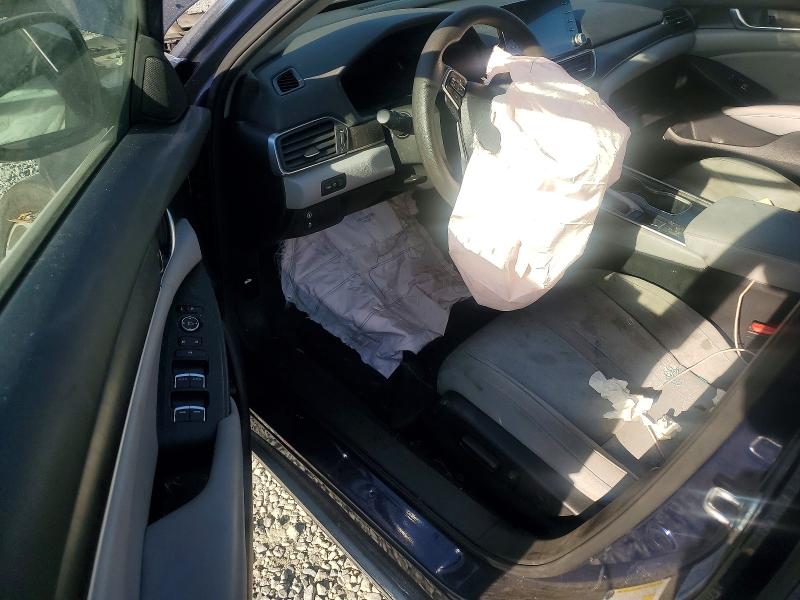 Photo 8 from auction – 2018 HONDA ACCORD with VIN 1HGCV1F44JA044305