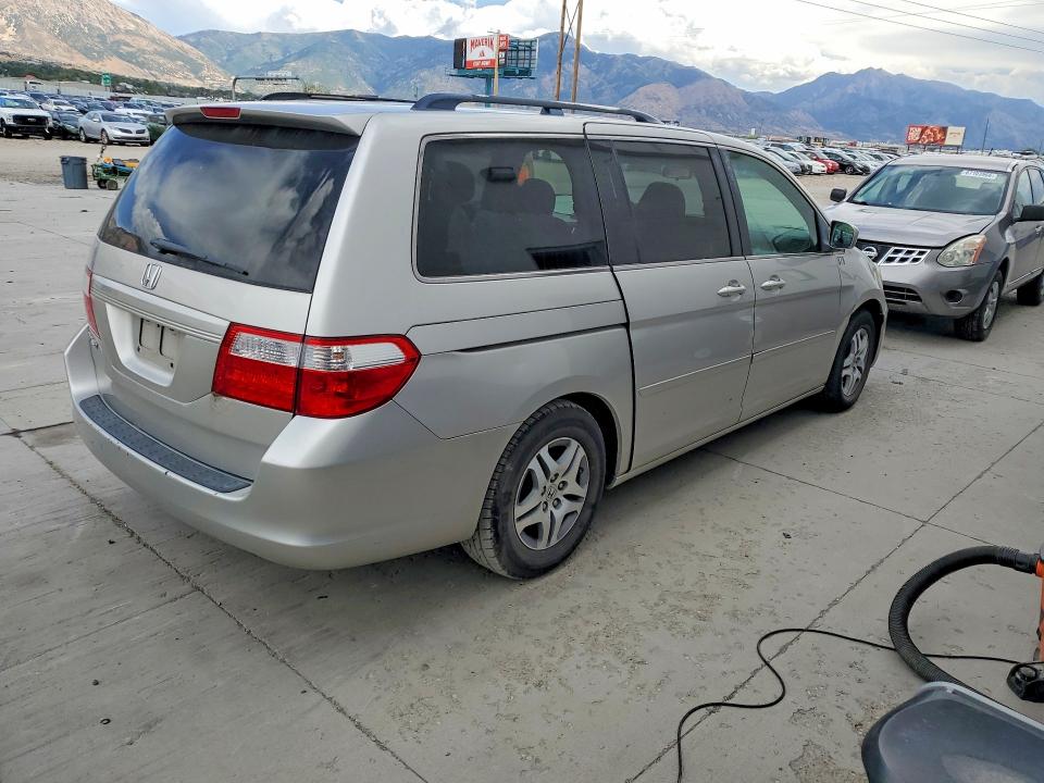 Photo 3 from auction – 2007 HONDA ODYSSEY with VIN 5FNRL38417B410583