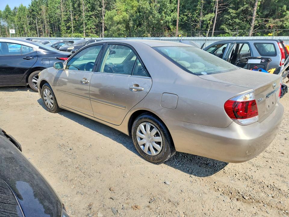 Photo 2 from auction – 2005 TOYOTA CAMRY with VIN JTDBE32K450313442