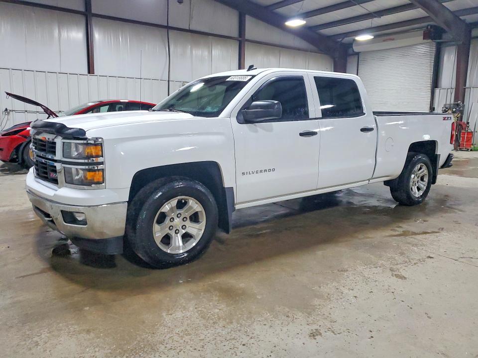 CHEVROLET SILVERADO 2014 with VIN 3GCUKREH0EG225035 - Photo from auction