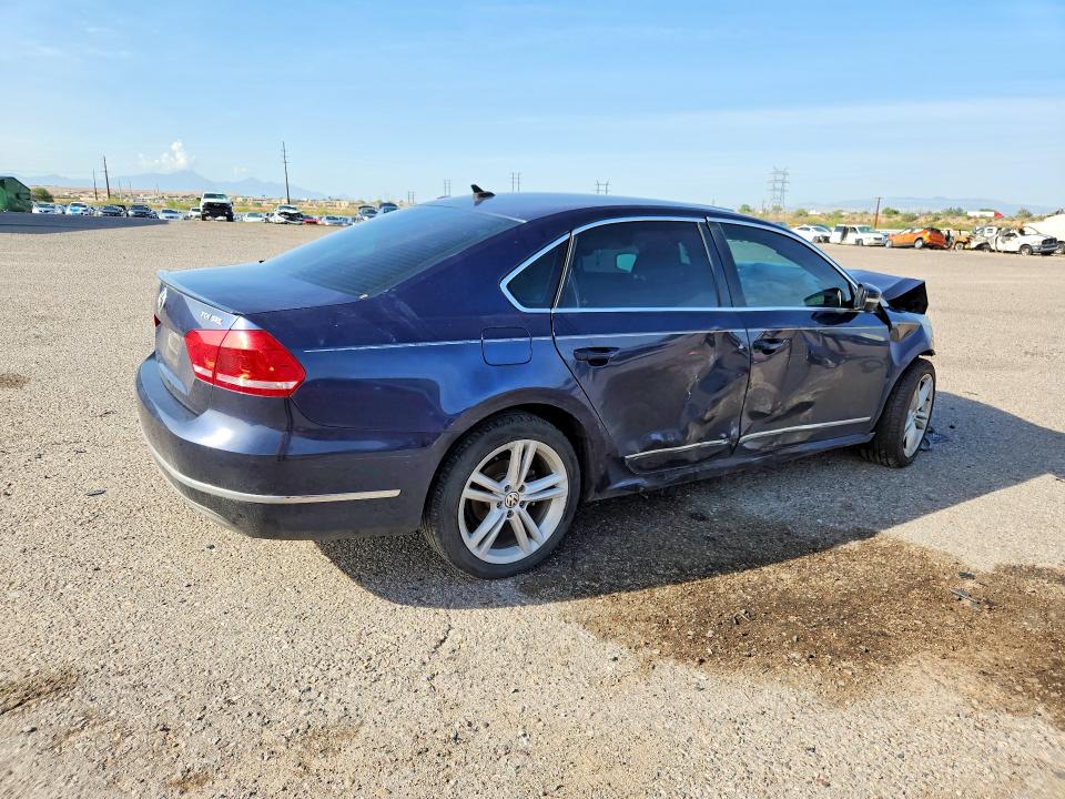 Photo 3 from auction – 2014 VOLKSWAGEN PASSAT with VIN 1VWCN7A34EC111511