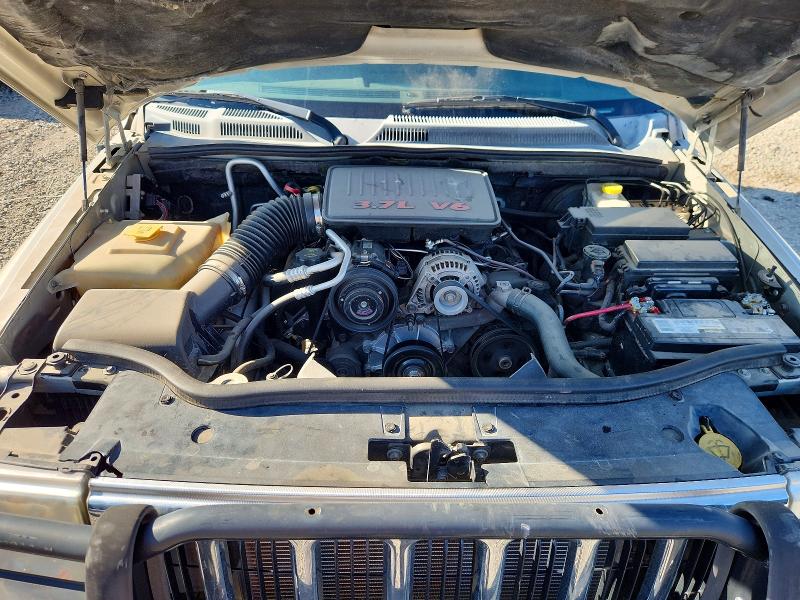 صورة رقم 12 من المزاد - 2008 JEEP COMMANDER مع VIN 1J8HG48K58C172295