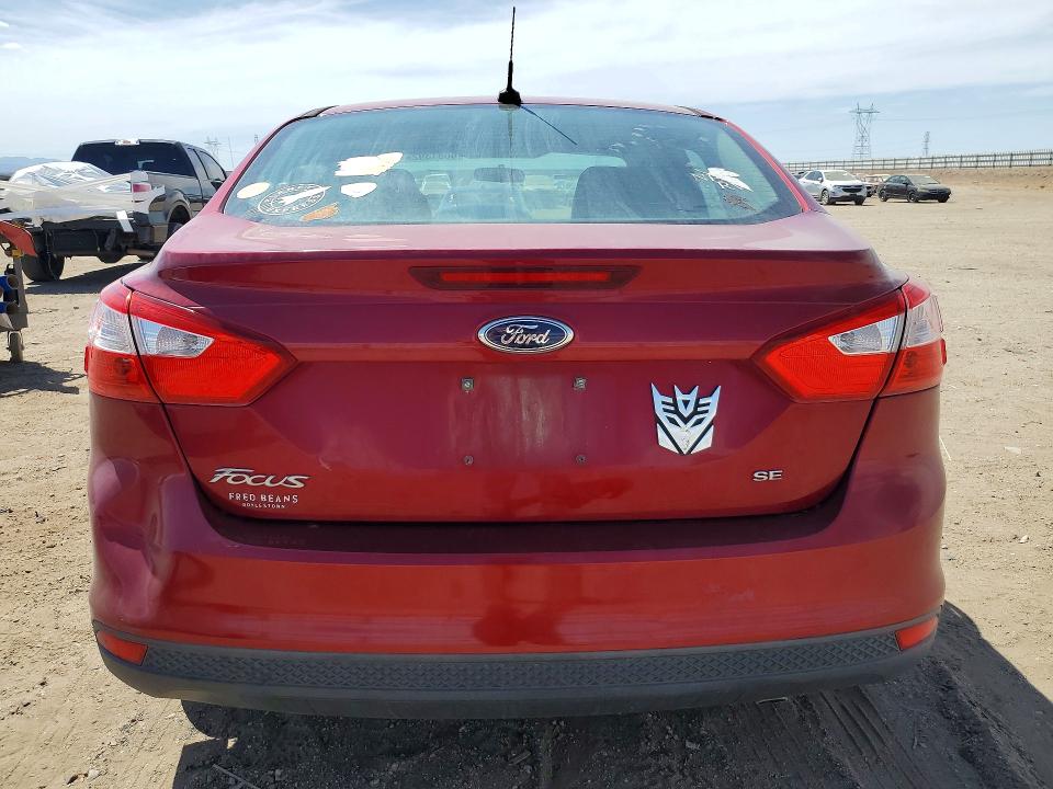 Photo 6 from auction – 2014 FORD FOCUS with VIN 1FADP3F21EL262290