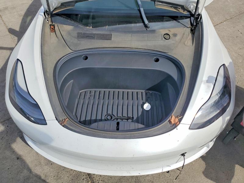 Photo 11 from auction – 2022 TESLA MODEL 3 with VIN 5YJ3E1EA1NF297570