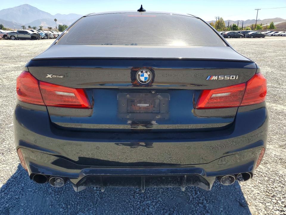 Photo 6 from auction – 2018 BMW M550XI with VIN WBAJB9C53JB035077