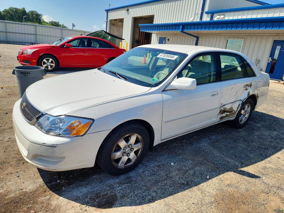 2001 TOYOTA AVALON - Търг №67026046