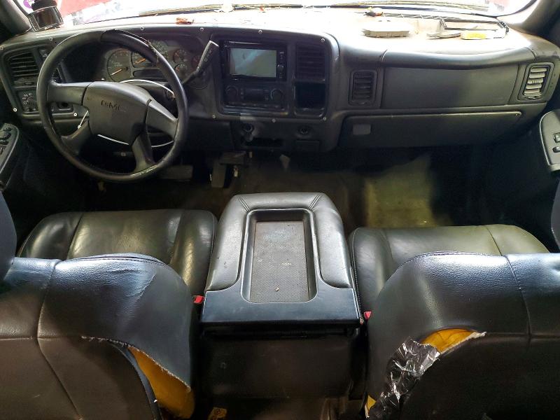 Photo 8 from auction – 2005 GMC SIERRA with VIN 1GTHK23205F969016
