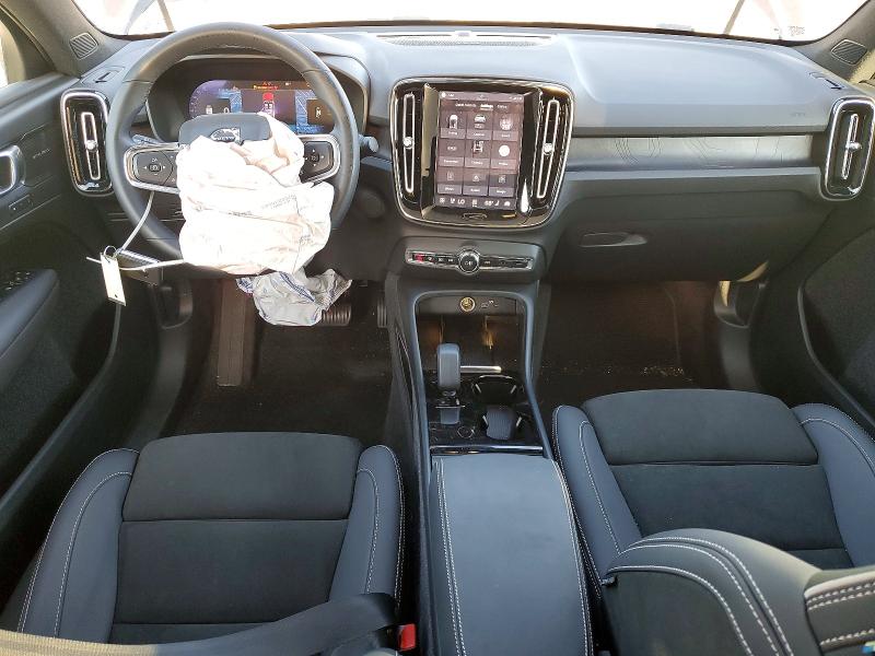 Фото 8 с аукциона – 2023 VOLVO C40 с VIN YV4ED3GM0P2044953