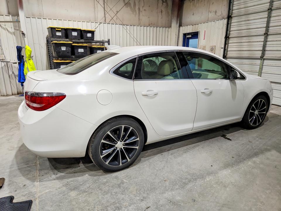 Photo 3 from auction – 2016 BUICK VERANO with VIN 1G4PW5SK2G4177317
