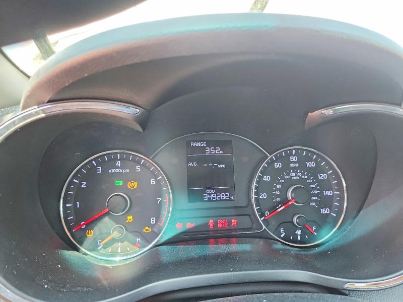 Photo 9 from auction – 2015 KIA FORTE with VIN KNAFX4A67F5272201