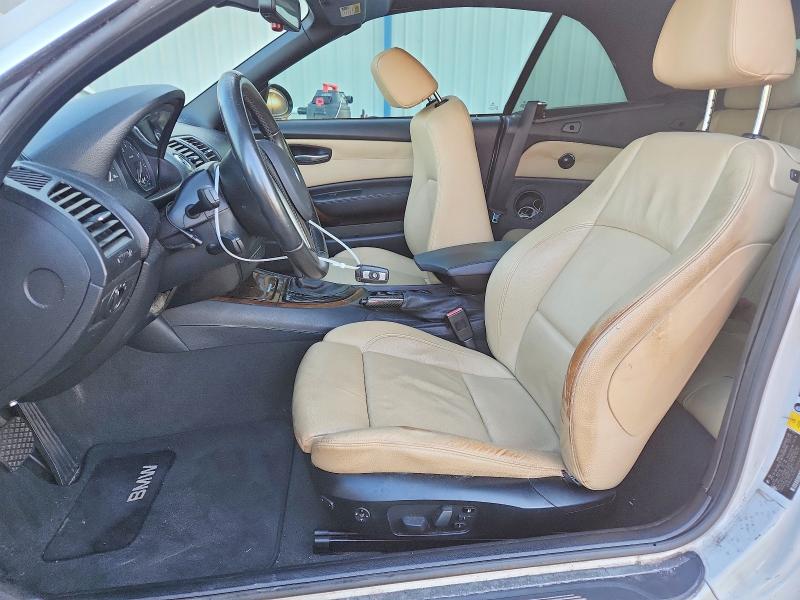 Photo 7 from auction – 2009 BMW 135 with VIN WBAUN93529VK40579