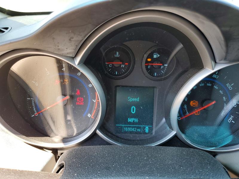 Photo 9 from auction – 2012 CHEVROLET CRUZE with VIN 1G1PC5SH4C7185258