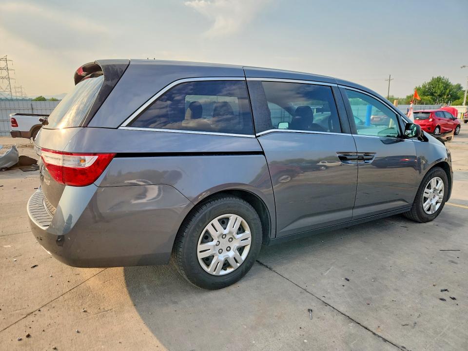 Photo 3 from auction – 2012 HONDA ODYSSEY with VIN 5FNRL5H29CB128549
