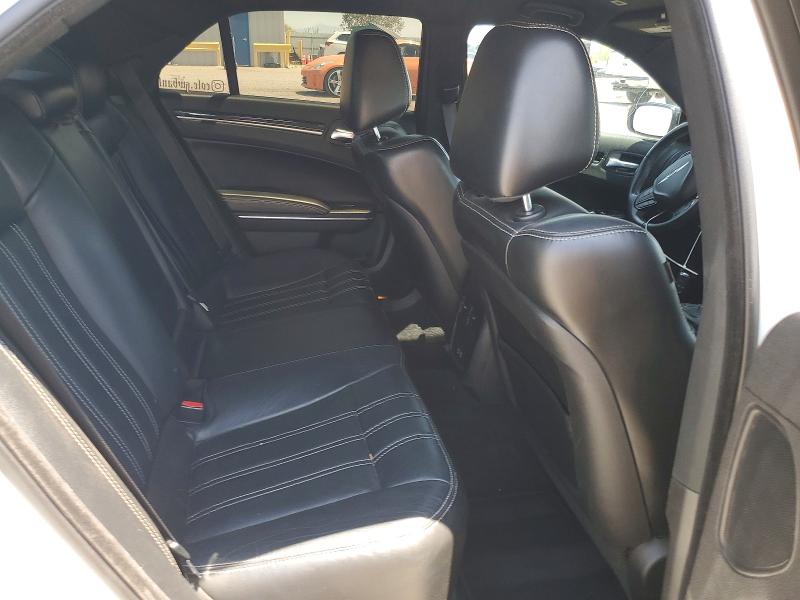 Photo 10 from auction – 2017 CHRYSLER 300 with VIN 2C3CCABG5HH526768