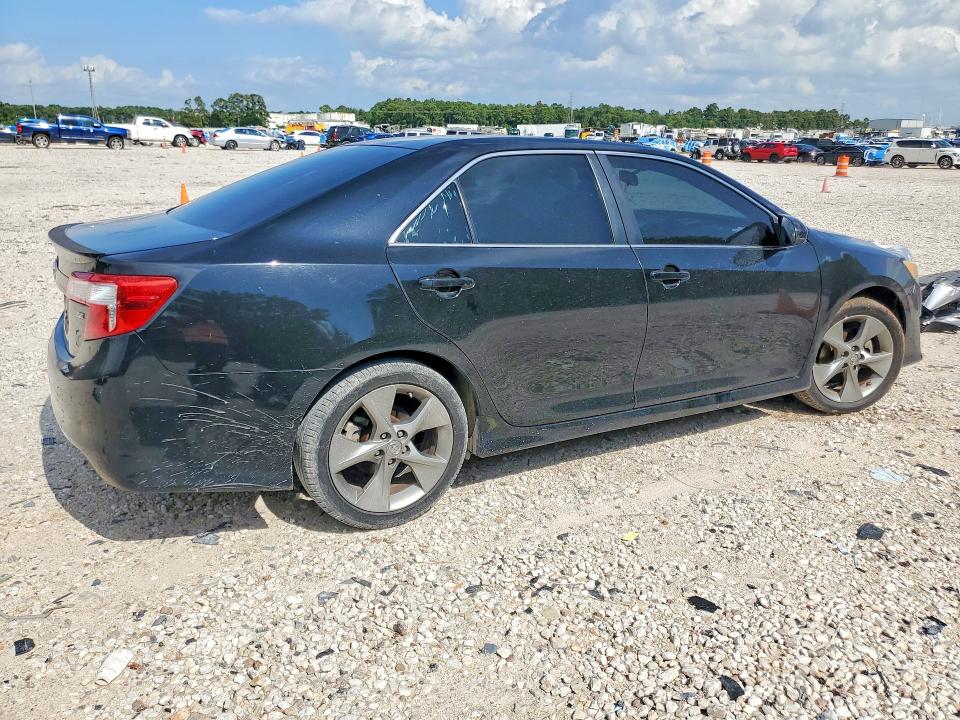 Photo 3 from auction – 2014 TOYOTA CAMRY with VIN 4T1BF1FK7EU359959
