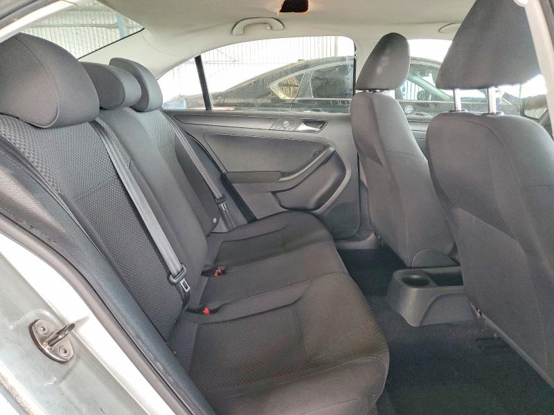 Photo 10 from auction – 2012 VOLKSWAGEN JETTA with VIN 3VW2K7AJ3CM423009
