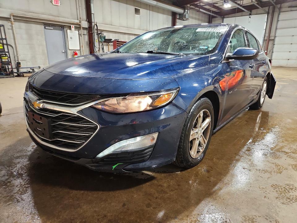 CHEVROLET MALIBU 2022 with VIN 1G1ZD5ST1NF193305 - Photo from auction
