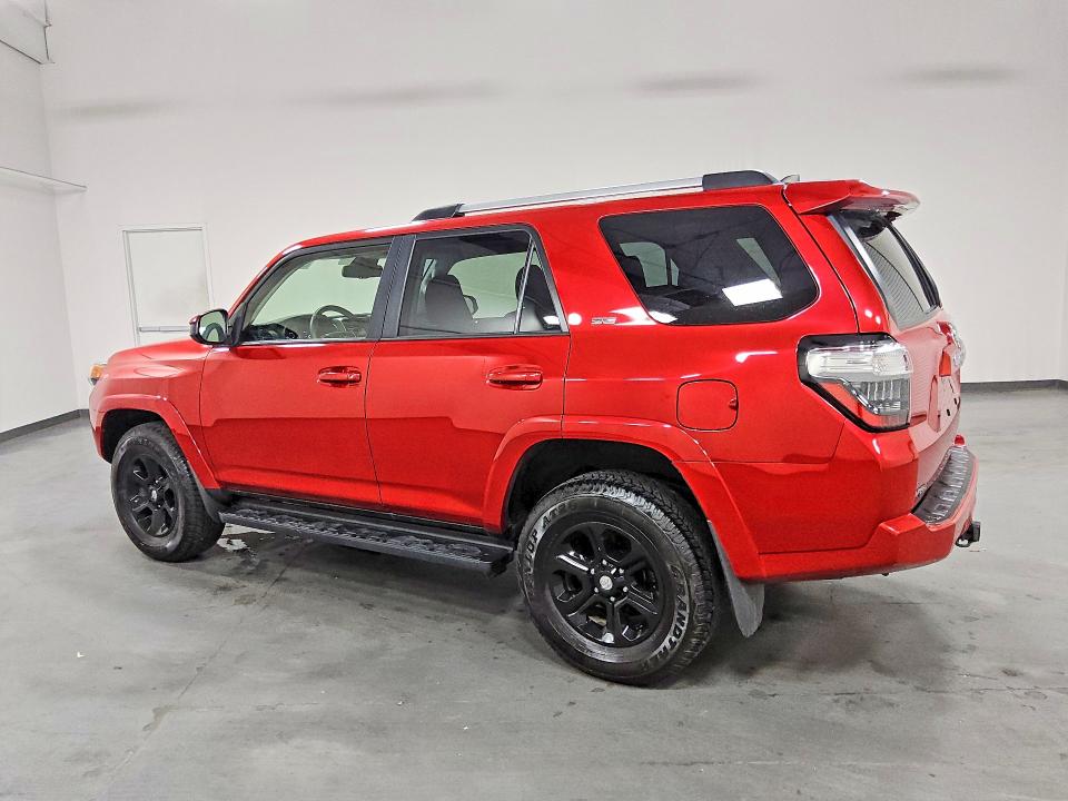 Photo 2 from auction – 2024 TOYOTA 4RUNNER with VIN JTEMU5JR0R6278130