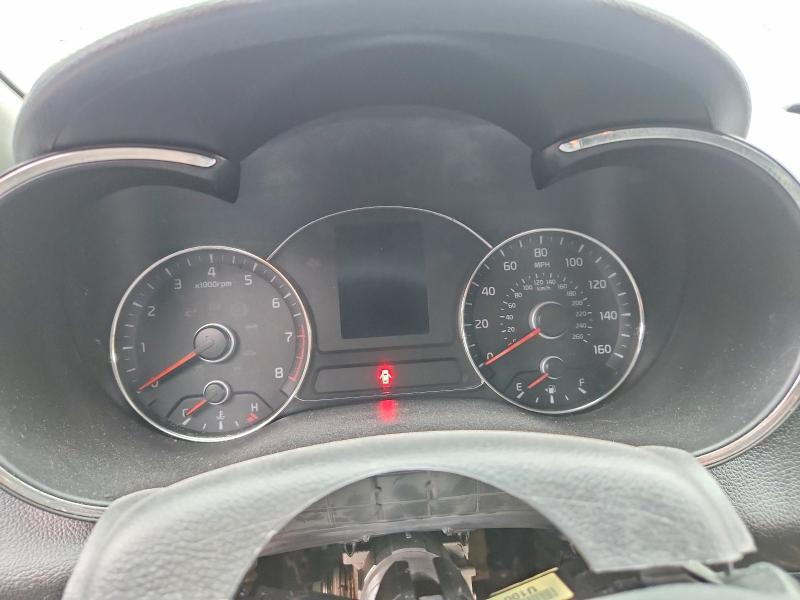 Photo 9 from auction – 2015 KIA FORTE with VIN KNAFK4A62F5337633