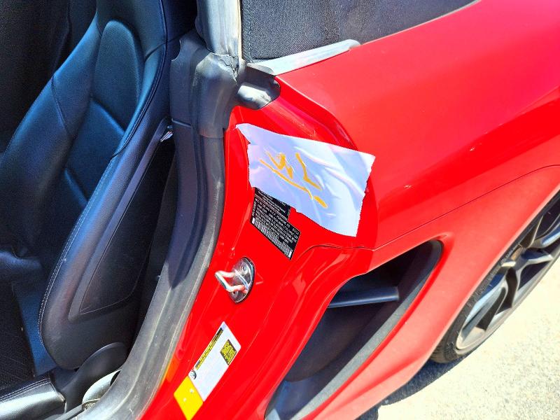 Photo 12 from auction – 2015 PORSCHE BOXSTER with VIN WP0CB2A8XFS140061