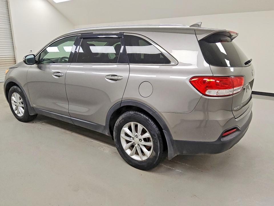 Photo 2 from auction – 2016 KIA SORENTO with VIN 5XYPGDA39GG053844