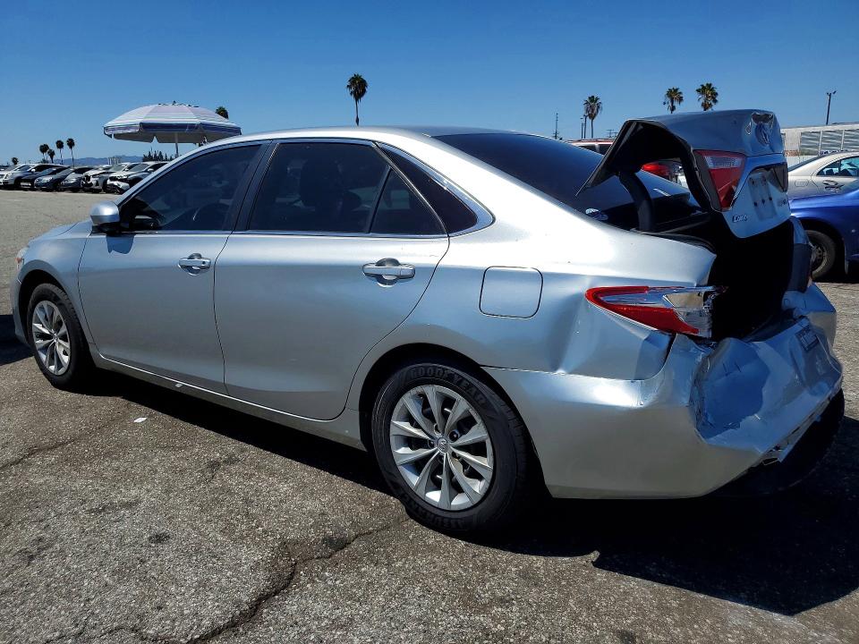 Photo 2 from auction – 2017 TOYOTA CAMRY with VIN 4T1BF1FK0HU444596