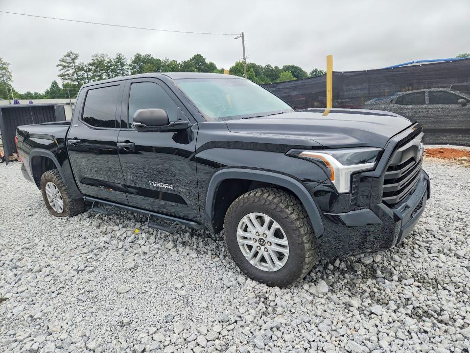 Photo 4 from auction – 2023 TOYOTA TUNDRA with VIN 5TFLA5DB7PX128692