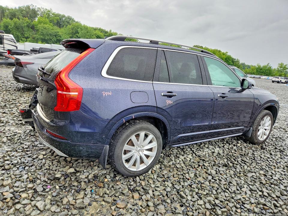 Photo 3 from auction – 2016 VOLVO XC90 with VIN YV4A22PK8G1035078