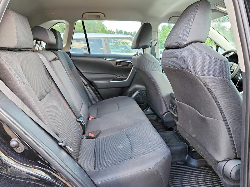 Photo 11 from auction – 2023 TOYOTA RAV4 with VIN 2T3F1RFV7PC387913