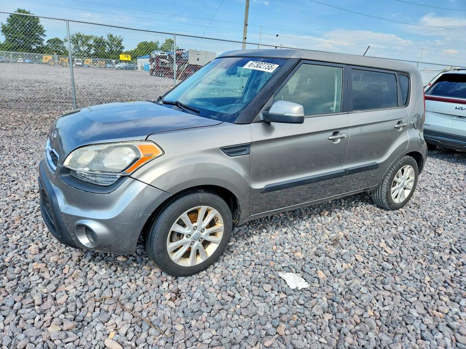 KIA SOUL 2012 with VIN KNDJT2A6XC7367252 - Photo from auction