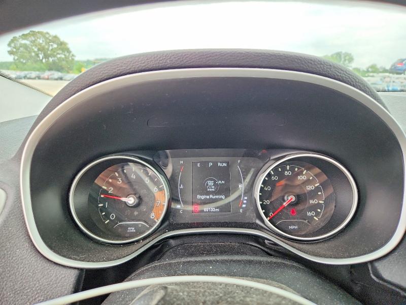 Photo 9 from auction – 2019 JEEP COMPASS with VIN 3C4NJDABXKT602436