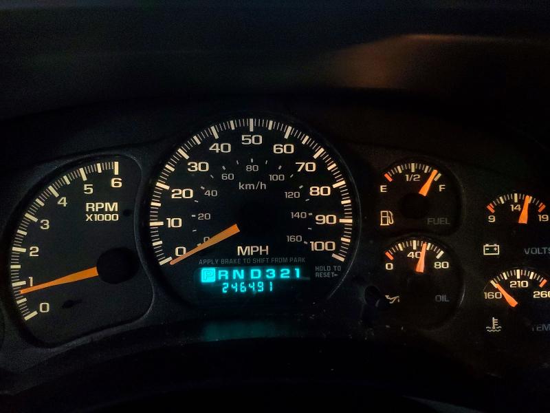 Photo 9 from auction – 2000 GMC NEW SIERRA with VIN 1GTEK19T6YE210491